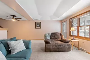 2575 Telluride Trail, Howard, WI 54313 - Photo 11