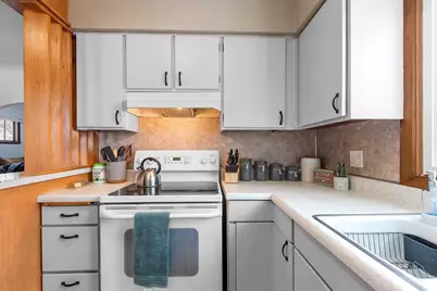 1607 Farlin Avenue, Green Bay, WI 54302 - Photo 17