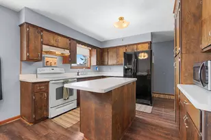 270 Walnut St, Manawa, WI 54949 - Photo 9