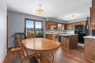 270 Walnut St, Manawa, WI 54949 - Photo 7