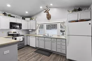 W6524 County Road R, Pembine, WI 54151 - Photo 15