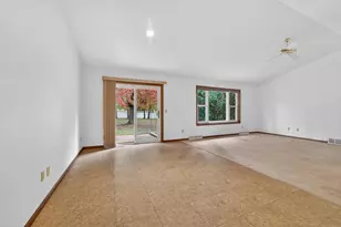 2918 N Appleton St, Appleton, WI 54911 - Photo 11