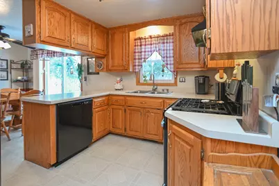 1403 Emir Street, Green Bay, WI 54313 - Photo 13