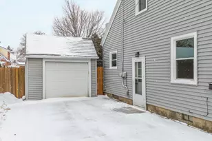 1215 McCormick St, Green Bay, WI 54301 - Photo 29