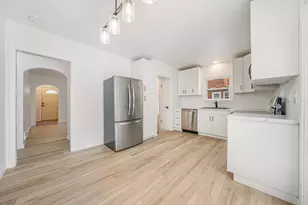 1215 McCormick St, Green Bay, WI 54301 - Photo 5