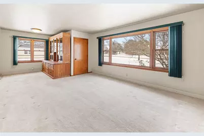 777 E Pioneer Road, Fond du Lac, WI 54935 - Photo 11