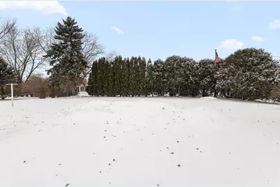 777 E Pioneer Road, Fond du Lac, WI 54935 - Photo 29