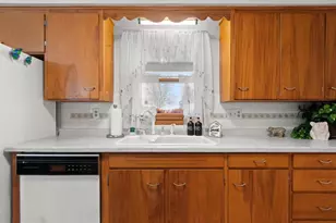 723 Robbins St, Seymour, WI 54165 - Photo 7