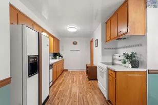 723 Robbins St, Seymour, WI 54165 - Photo 5