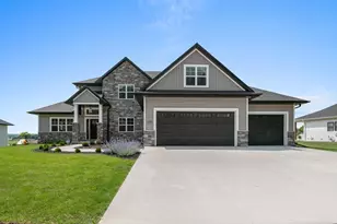 655 Sunset, Green Bay, WI 54313 - Photo 1