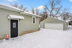523 Michigan St, Omro, WI 54963 - Photo 17