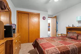 1237 Primrose Ln, Neenah, WI 54956 - Photo 17