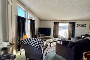 E8946 State Road 22, Bear Creek, WI 54922 - Photo 9