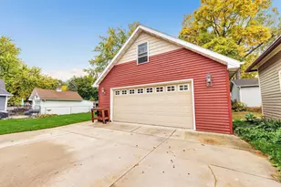 218 E Division St, Kaukauna, WI 54130 - Photo 31