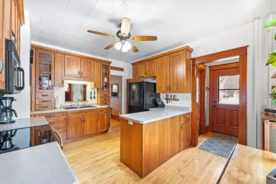 218 E Division Street, Kaukauna, WI 54130 - Photo 11