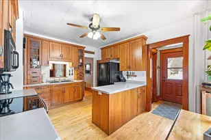 218 E Division St, Kaukauna, WI 54130 - Photo 11