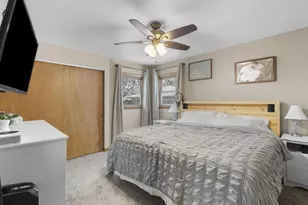 975 Clover St, Menasha, WI 54952 - Photo 13