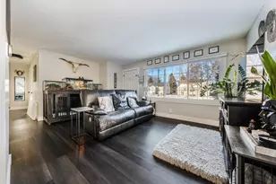 913 Jefferson St, Menasha, WI 54952 - Photo 5