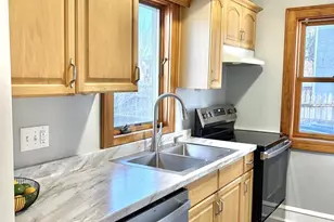 1908 N Alvin St, Appleton, WI 54911 - Photo 13