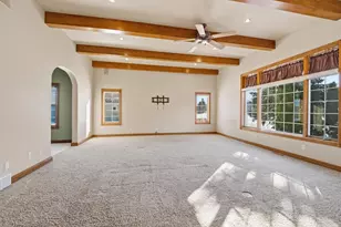 876 Estate Dr, Fond du Lac, WI 54935 - Photo 9