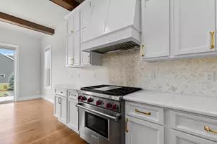 N8861 Noe Rd, Menasha, WI 54952 - Photo 5