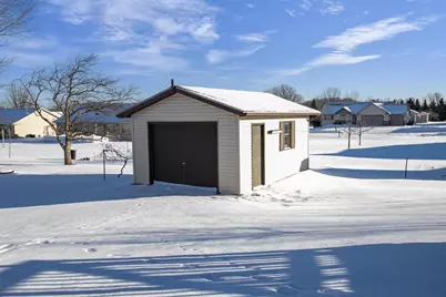 1506 Coolidge Street, New Holstein, WI 53061 - Photo 7