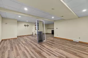 1001 County Rd V, Fond du Lac, WI 54935 - Photo 19