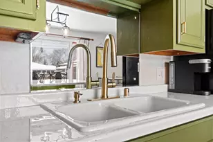 960 Watermolen Ave, Green Bay, WI 54304 - Photo 11