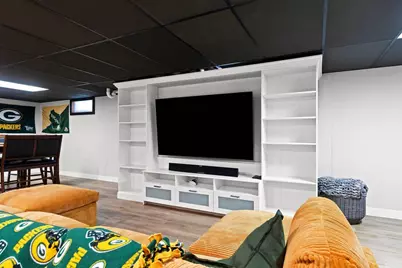 960 Watermolen Avenue, Green Bay, WI 54304 - Photo 39