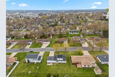 960 Watermolen Avenue, Green Bay, WI 54304 - Photo 59