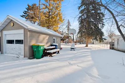 421 Abrams Street, Green Bay, WI 54302 - Photo 23