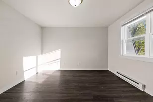 2130 Elm View Dr, Ashwaubenon, WI 54304 - Photo 9