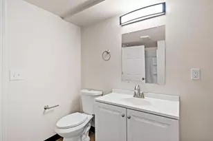 2130 Elm View Dr, Ashwaubenon, WI 54304 - Photo 21