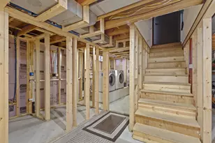 1729 N Blossom Dr, Appleton, WI 54914 - Photo 25