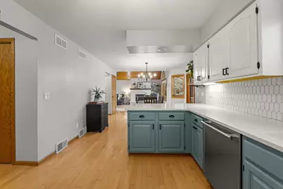 41 Cambridge Court, Fond du Lac, WI 54935 - Photo 7