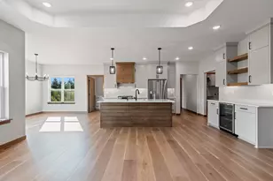 1650 Sweetbriar Wy, Green Bay, WI 54311 - Photo 7