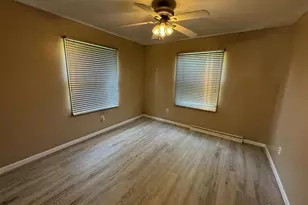 825 Michael St, Kingsford, MI 49802 - Photo 13