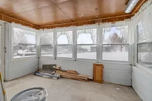 958 Cozy Ln, Oshkosh, WI 54901 - Photo 19