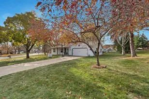2925 Devroy Ln, Green Bay, WI 54313 - Photo 45