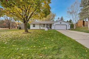 2925 Devroy Ln, Green Bay, WI 54313 - Photo 43