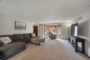 2925 Devroy Ln, Green Bay, WI 54313 - Photo 3