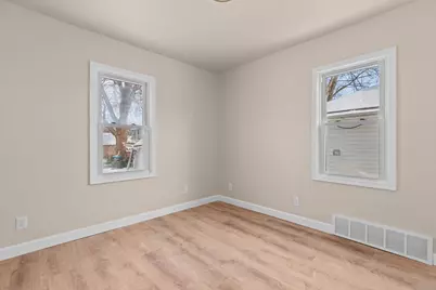 304 Division Street, Neenah, WI 54956 - Photo 11