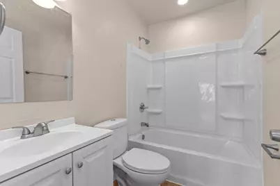 304 Division Street, Neenah, WI 54956 - Photo 13