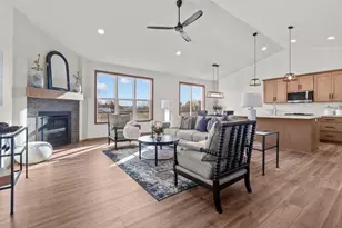 N8856 Dublin, Menasha, WI 54952 - Photo 5