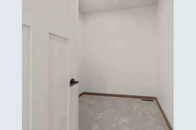 N8856 Dublin, Menasha, WI 54952 - Photo 21