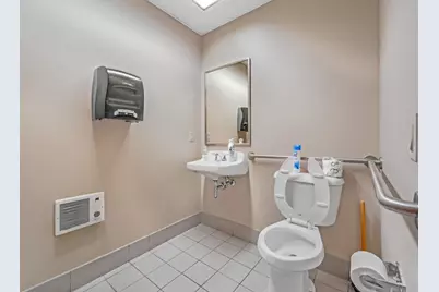 245 N Peters Avenue, Fond du Lac, WI 54935 - Photo 15