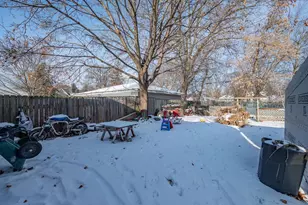 1327 Doty St, Green Bay, WI 54301 - Photo 33