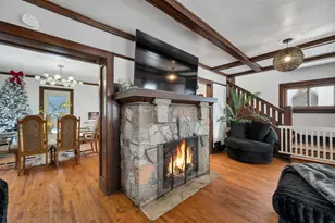 1327 Doty St, Green Bay, WI 54301 - Photo 7