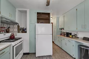 1327 Doty St, Green Bay, WI 54301 - Photo 13