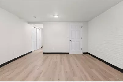 2130 Elmview Drive #H, Ashwaubenon, WI 54304 - Photo 17